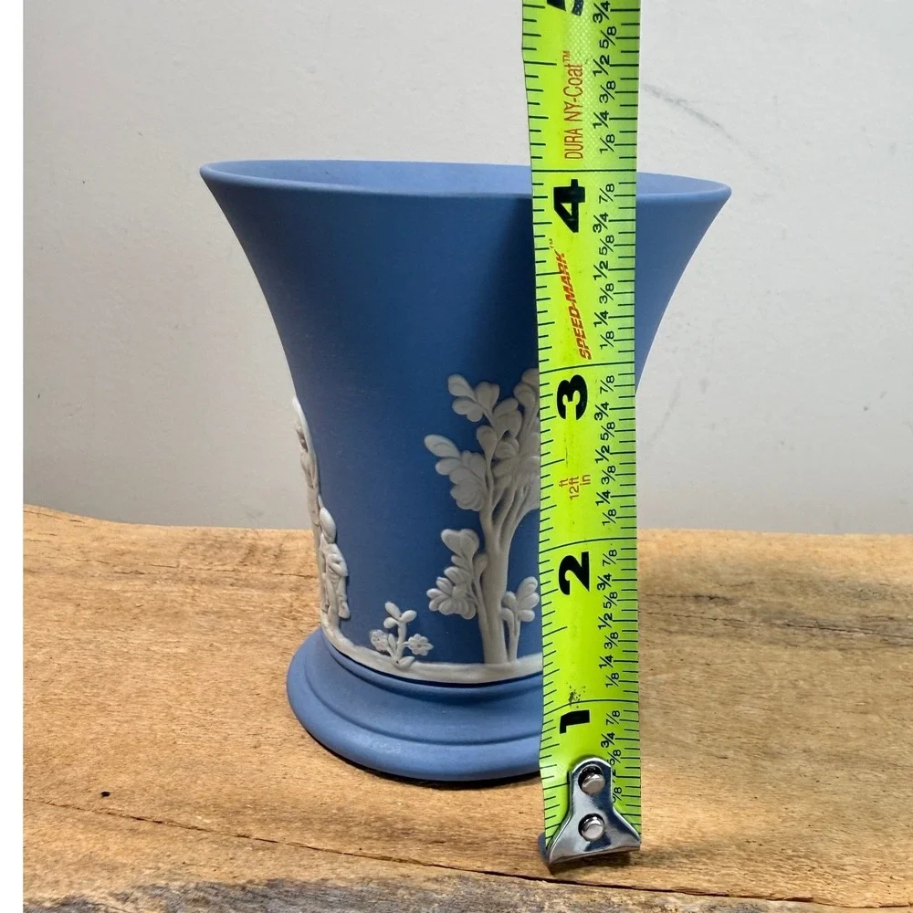 Wedgwood blue jasperware